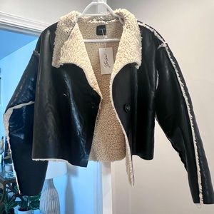 Thick Faux Leather Jacket with faux wool lining. Black size Medium